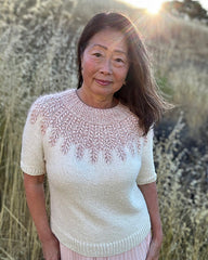 Purlific Knitters tofarverde Field Sweater med korte ærmer