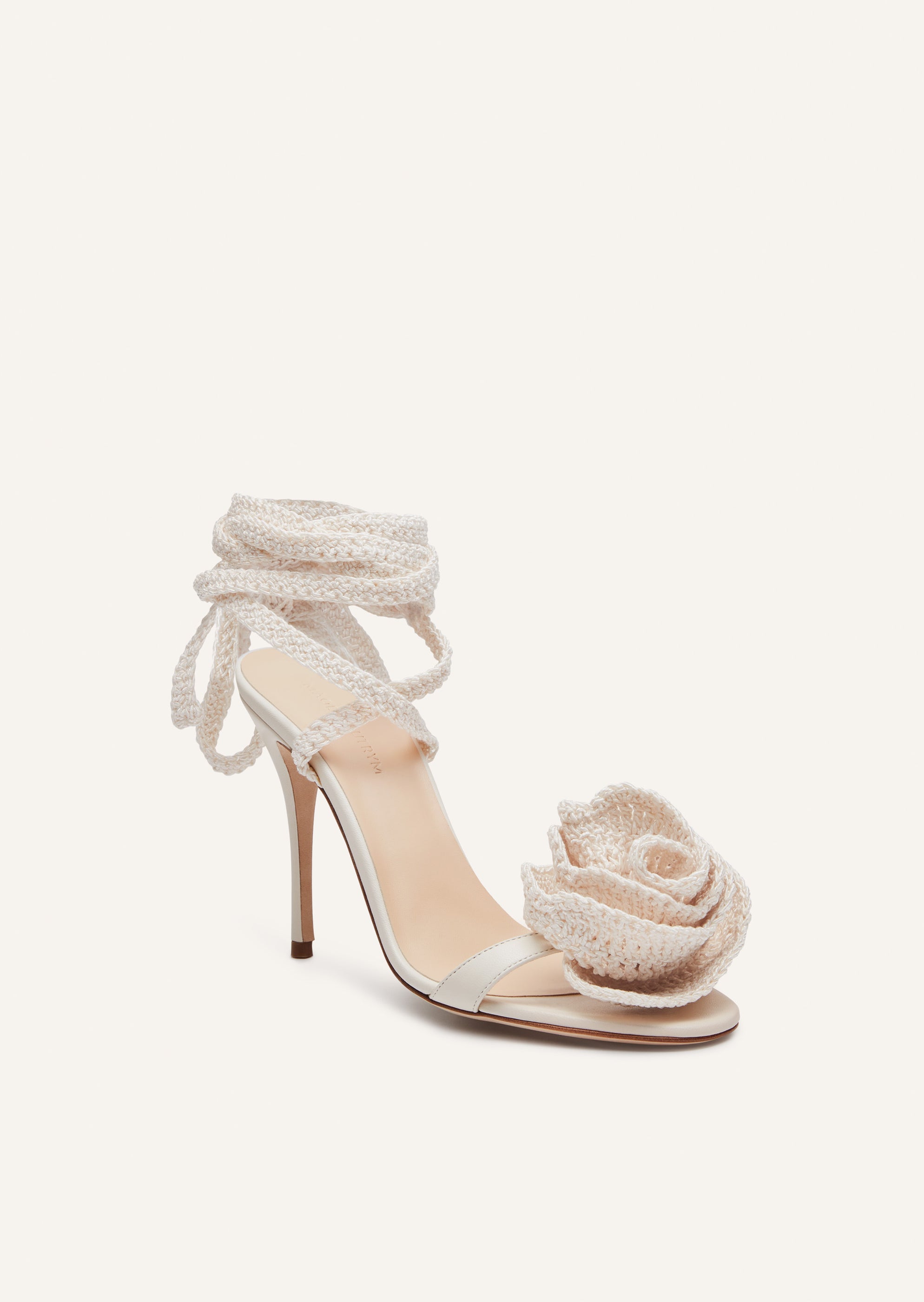 SS24 FLOWER SHOES CROCHET CREAM