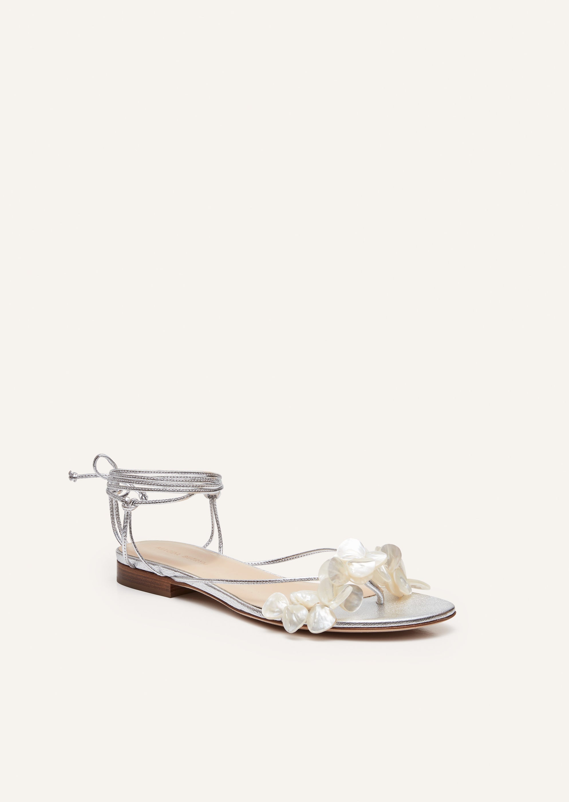 SS24 WRAP AROUND FLATS PEARLS SILVER