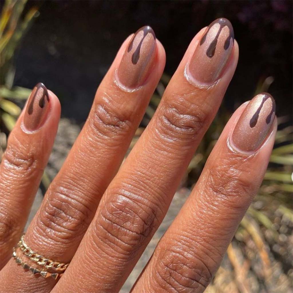 The 10 Best Brown Chrome Nails 2023