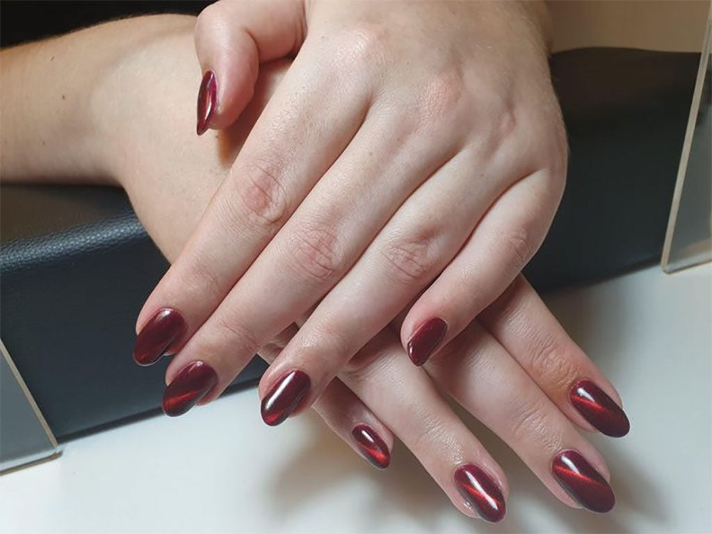 Black nails + red glitter = favorite combo. (First time ever posting my  nails online, hi there) : r/Nails