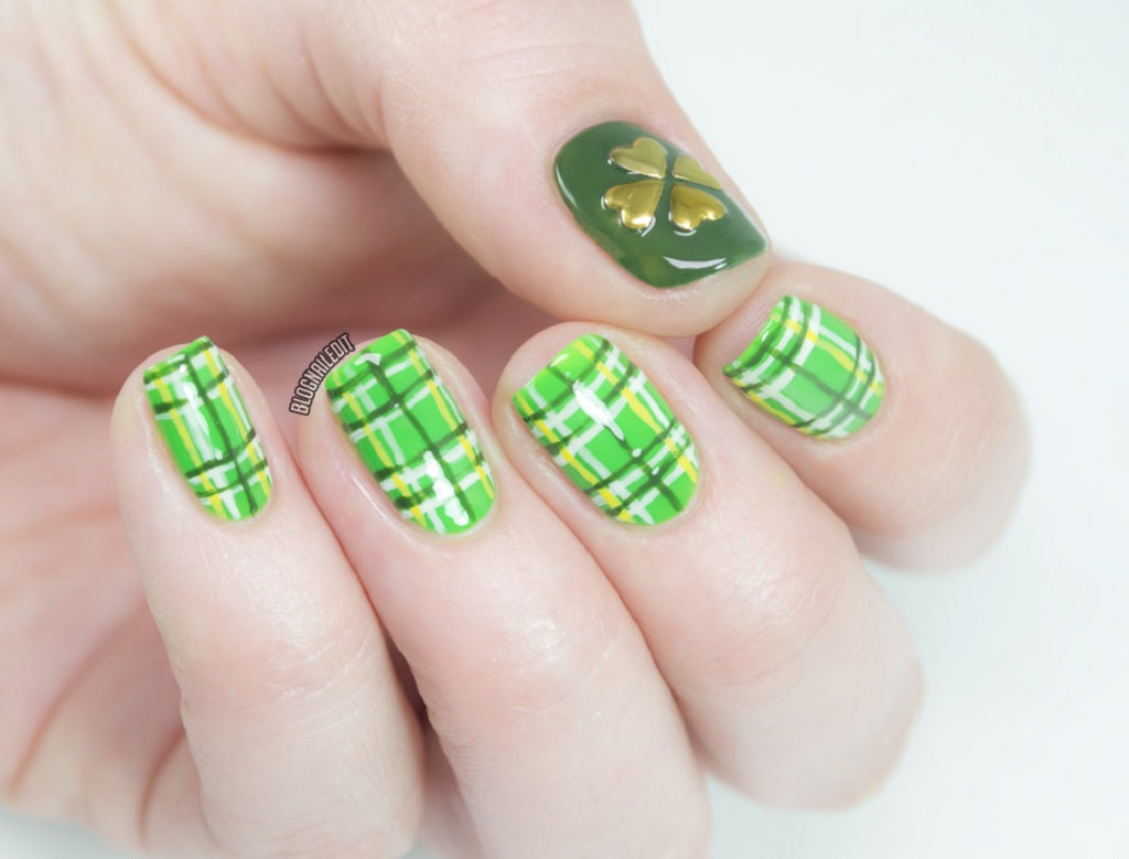 Plaid Nails