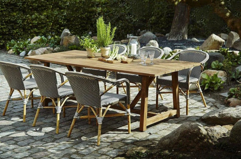Outdoor Dining Table and Patio Chairs
