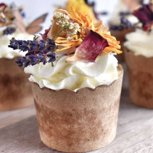 Vintage Floral DIY Cake Kit - Using Locally Sourced Edible Dried Flowers –  Clever Crumb