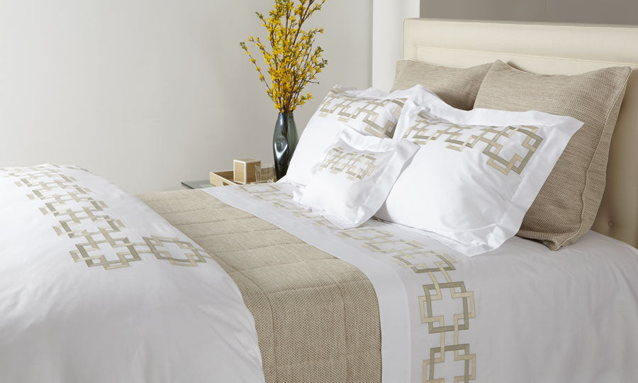 Via Spiga bed