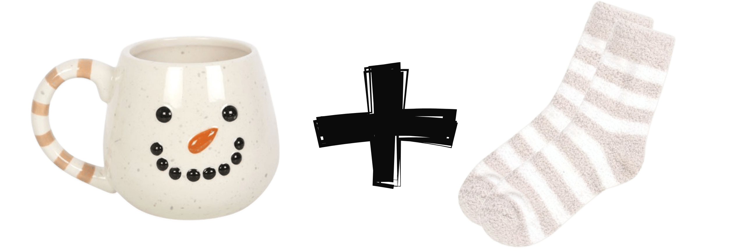 Schneemann Tasse zusammen mit weiß-beige gestreiften Kuschelsocken