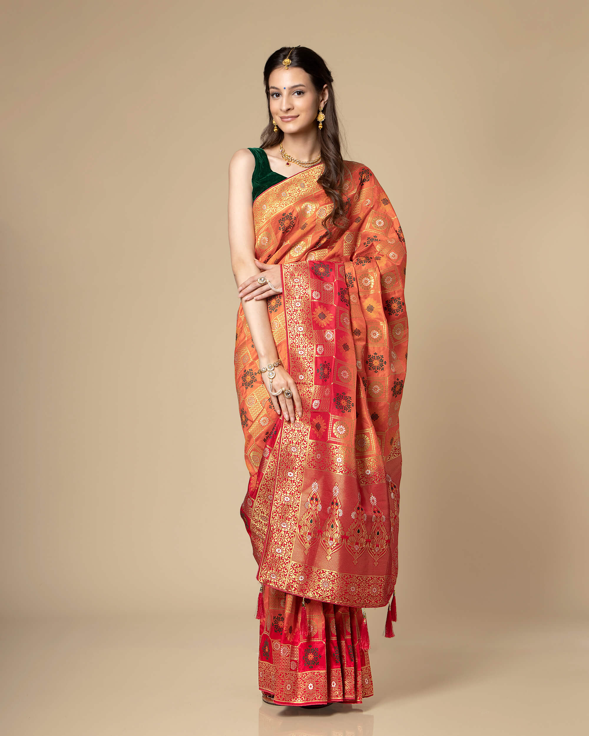 Sarees for Old Age: Embracing The Grace of Golden Years -  Deepamsilksbangalore