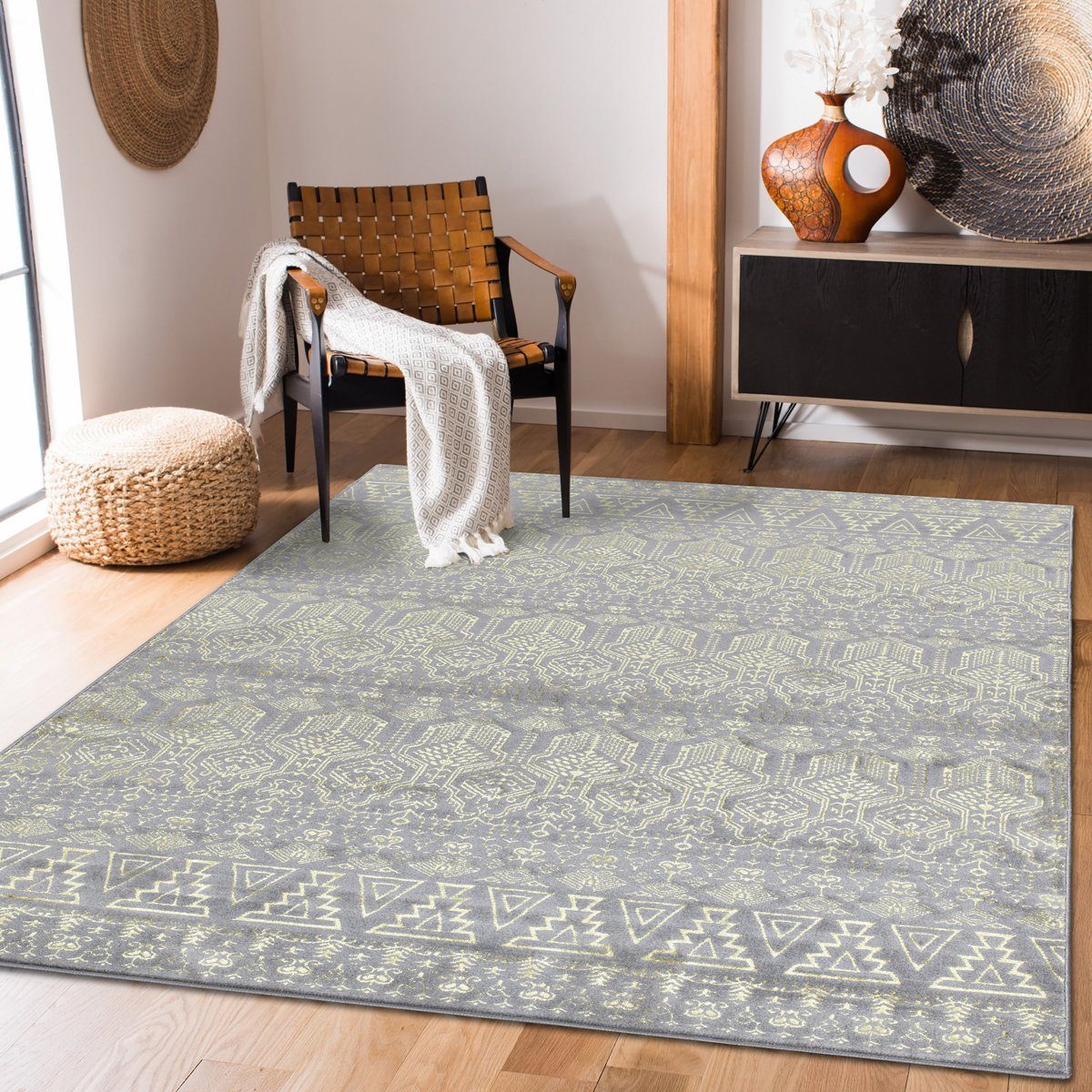 Image of Ritz 2397 Gold and Grey Rug