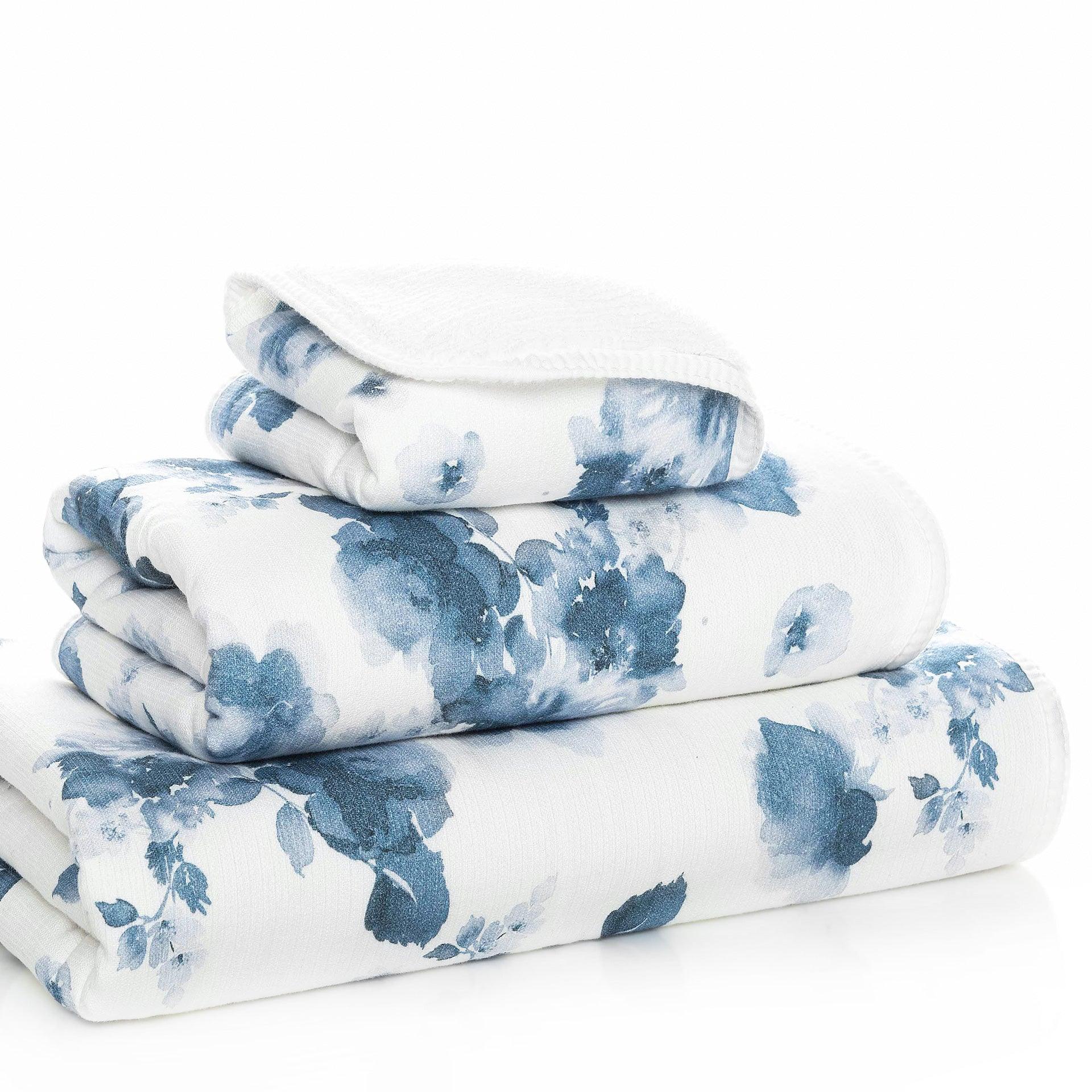 Graccioza Joy Bath Towels and Rugs