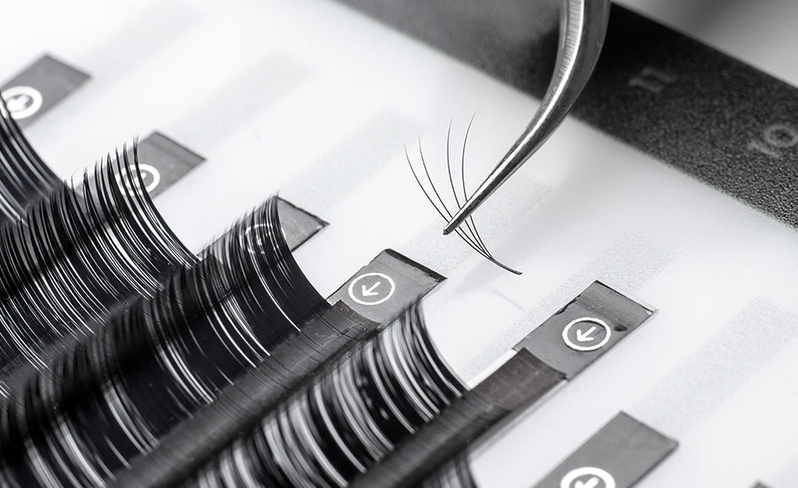 Choose lash extensions by length