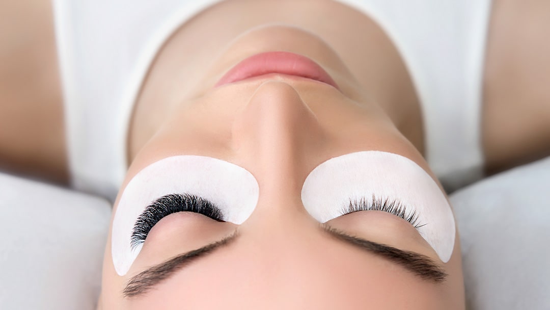 Fill Volume Fans with the Longest & Heaviest Natural Lashes