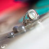 Bague "Swan" Labradorite ajustable, en Argent 925 - Illustrations & Bijoux fantaisie ClairObscur Art