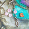 Collier "Ananta" Quartz rose - Illustrations & Bijoux fantaisie ClairObscur Art