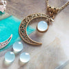 Collier "Luna" Calcédoine aqua - Illustrations & Bijoux fantaisie ClairObscur Art