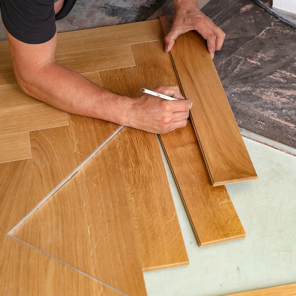 Installing solid Wood Planks