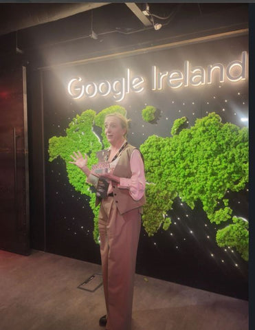 Aisling Velvet Cloud getting her award at Google