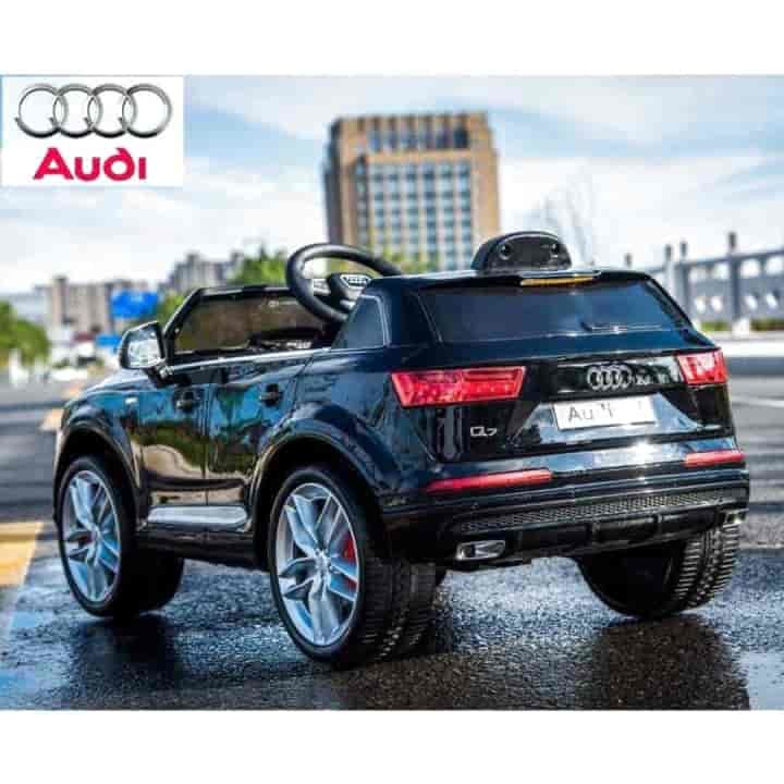 licensed audi q7 ride on car