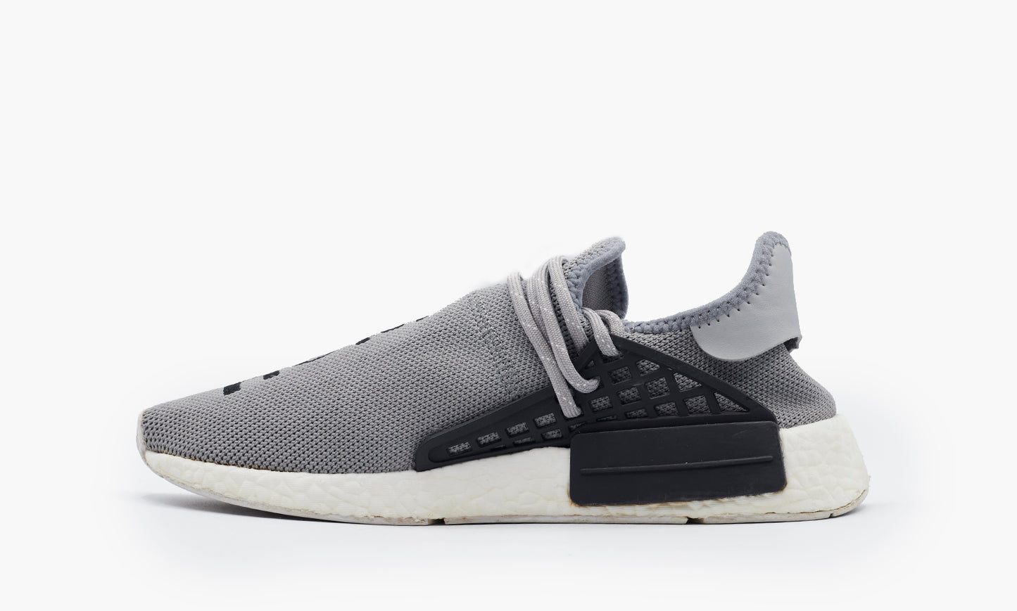 liderazgo tranquilo Destino Adidas NMD Hu Pharrell Human Race Gray | PRE-OWNED | Archive Sneakers