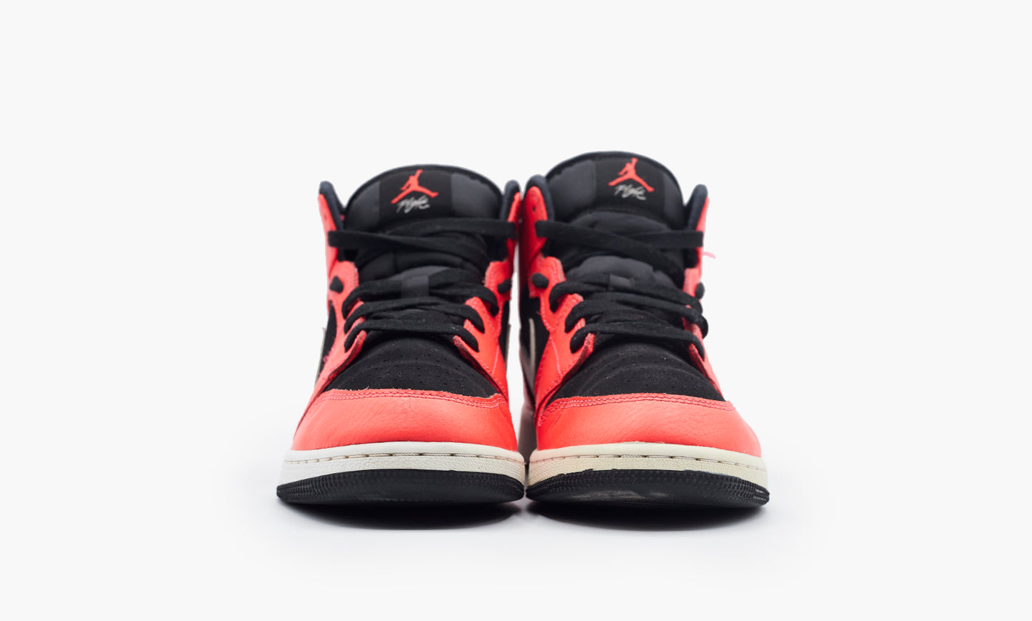 Mencionar Cooperativa llamar Nike Air Jordan 1 Mid Infrared 23 (GS) | PRE-OWNED | Archive Sneakers