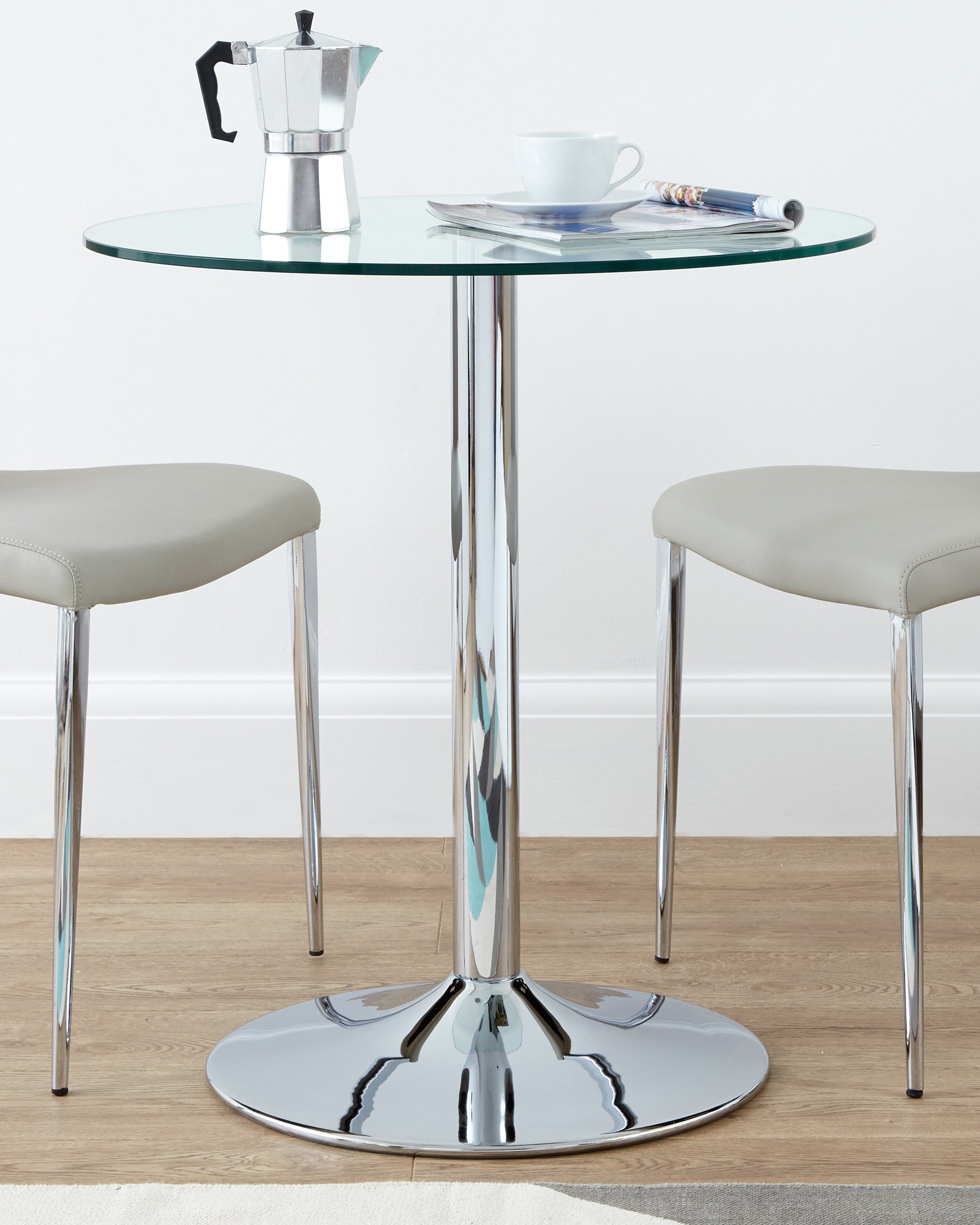 Round Glass 2 Seater Dining Table from Danetti