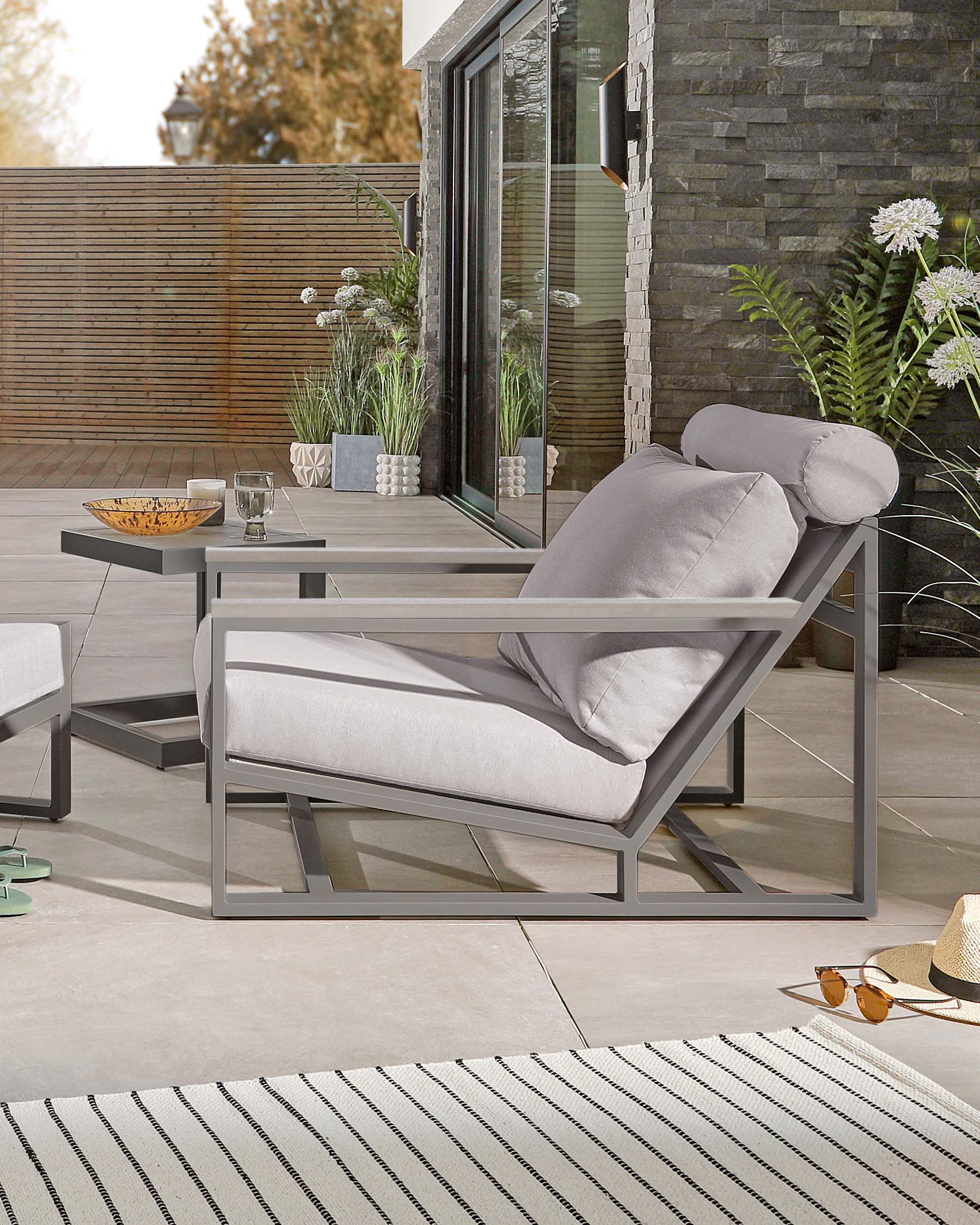 Outdoor lounge clearance rocker