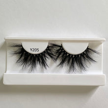 Load image into Gallery viewer, Y205  25MM mink lashes
