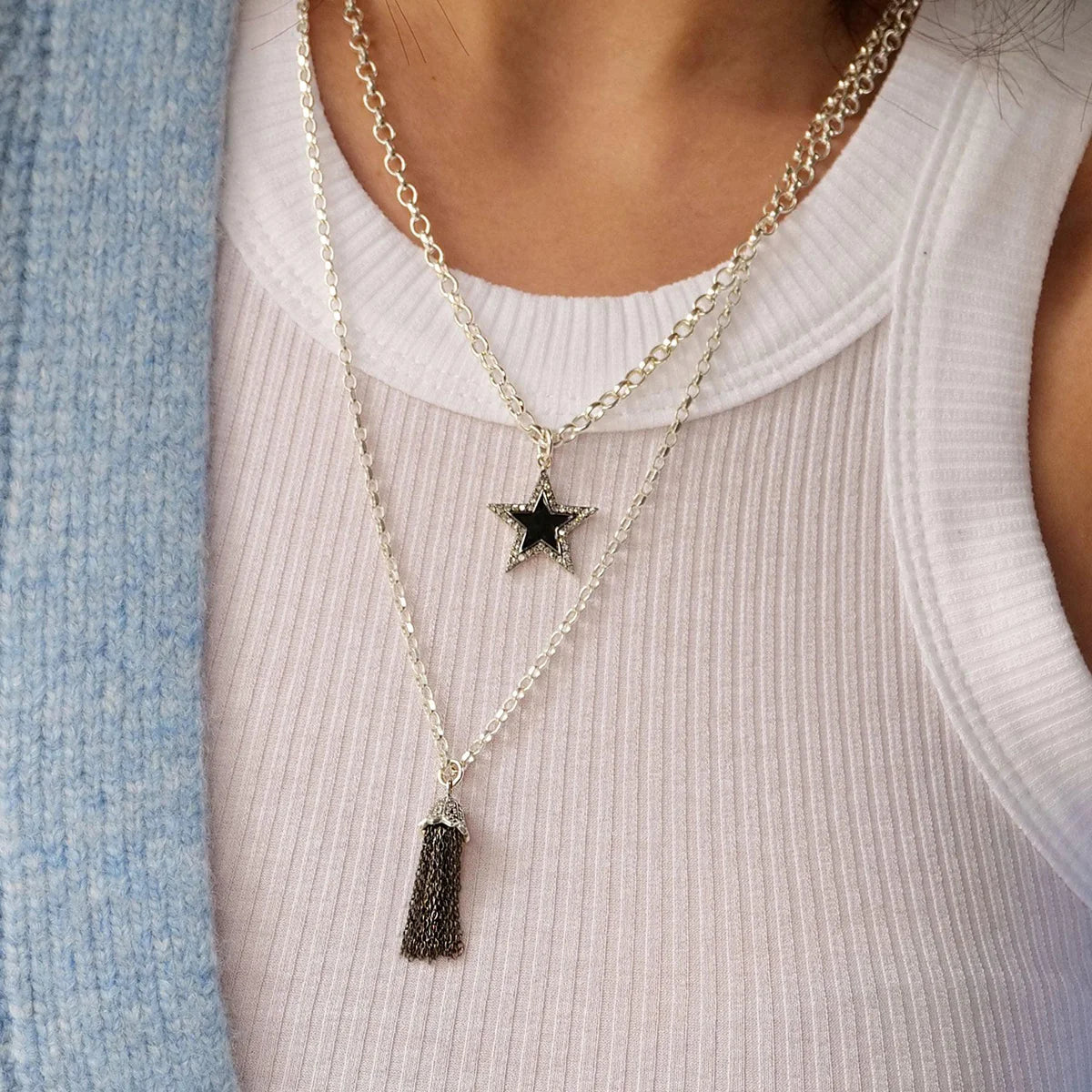 Diamond-Black-Enamel-Silver-Chunky-Star-Necklace-2_1200x.webp__PID:3331d8df-8d26-4b8b-b3bd-9a1898add900