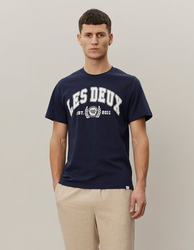 Les Deux MEN University T-Shirt T-Shirt 460218-Dark Navy/Light Ivory