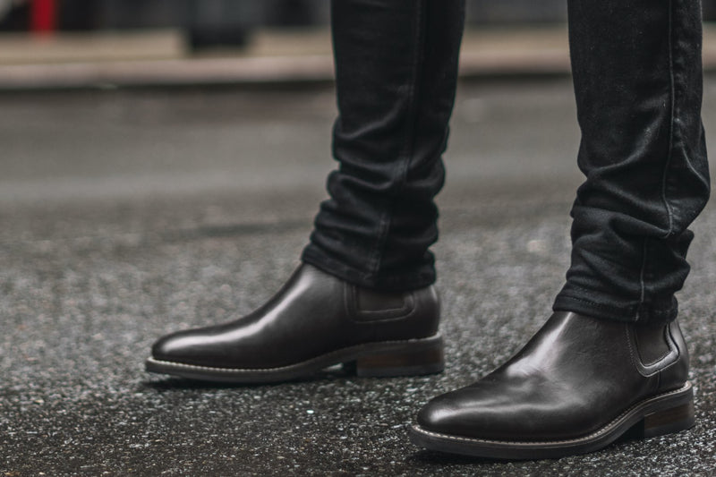 mens black boots slip on