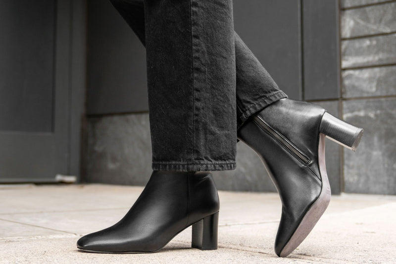 Women's High Standard High Heel Boot In Black Leather - Thursday
