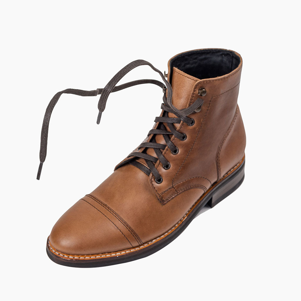 Flat Waxed Cotton Boot Laces in Brown 