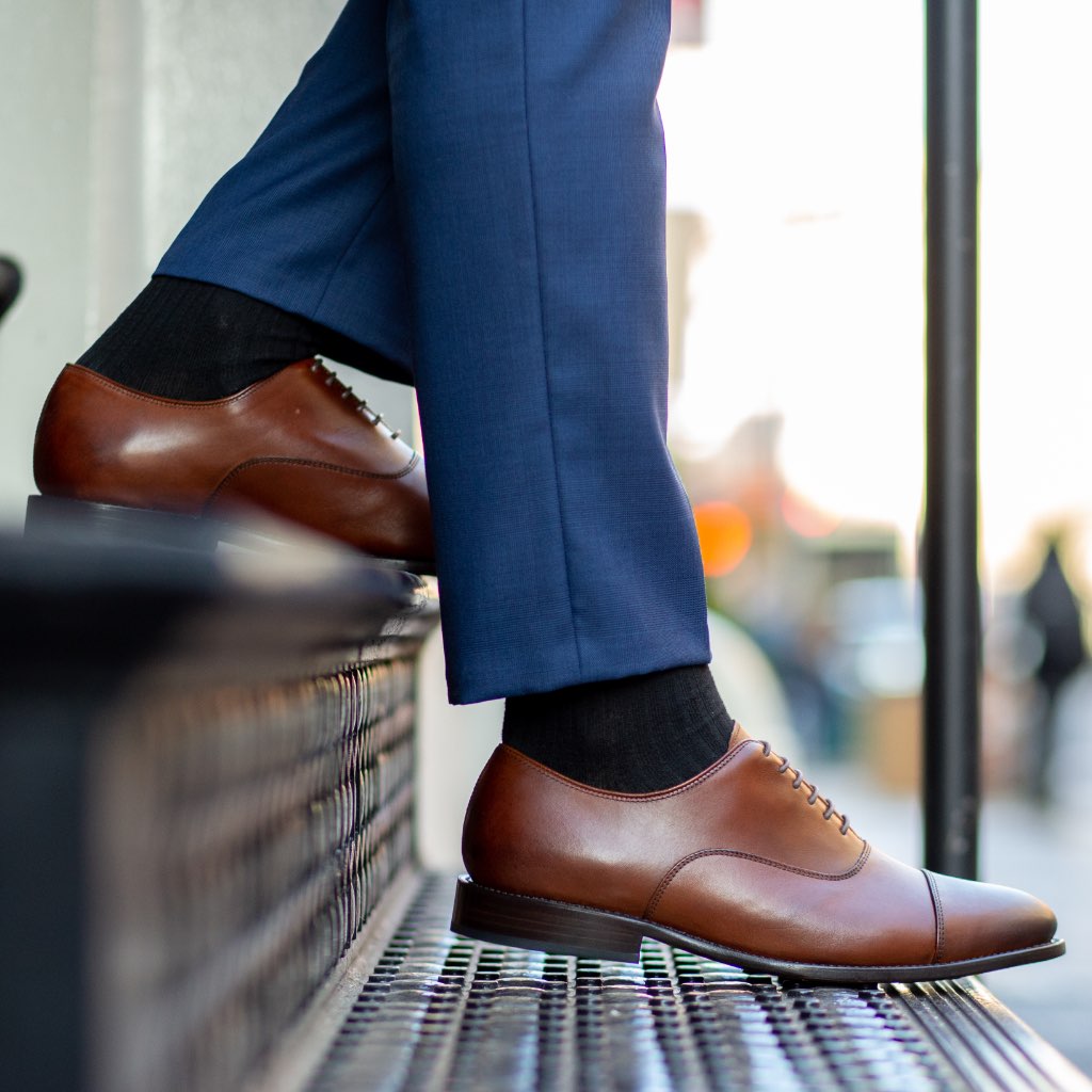 Men's Mahogany Executive Cap Toe Dress Shoe - Thursday