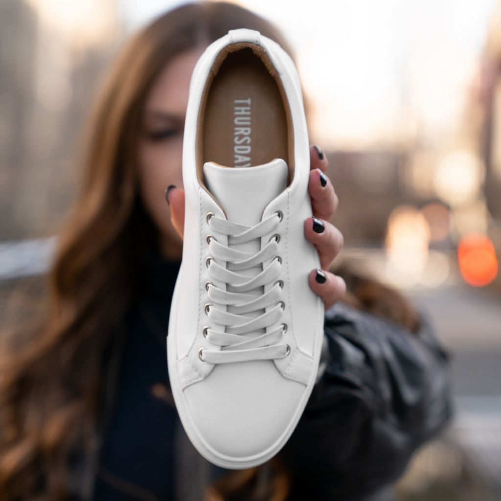 George Eliot skuffe Vær modløs Women's Premier Low Top In White Leather - Thursday Boot Company