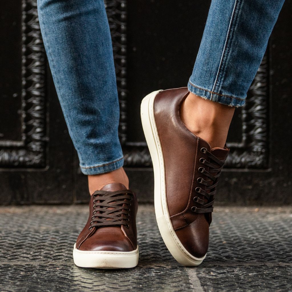 Women's Premier Low Top In Rich Brown 'Coffee' Leather - Thursday