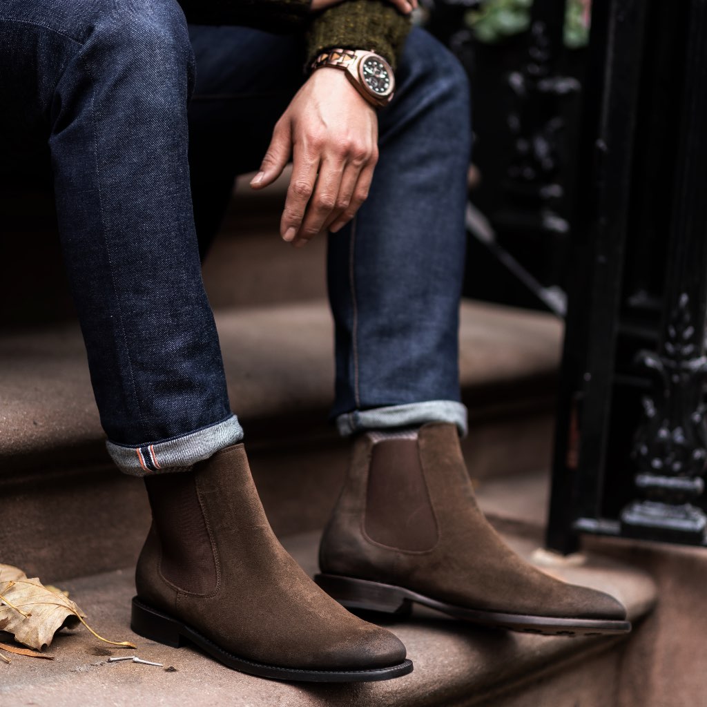 suede chelsea boots mens outfit