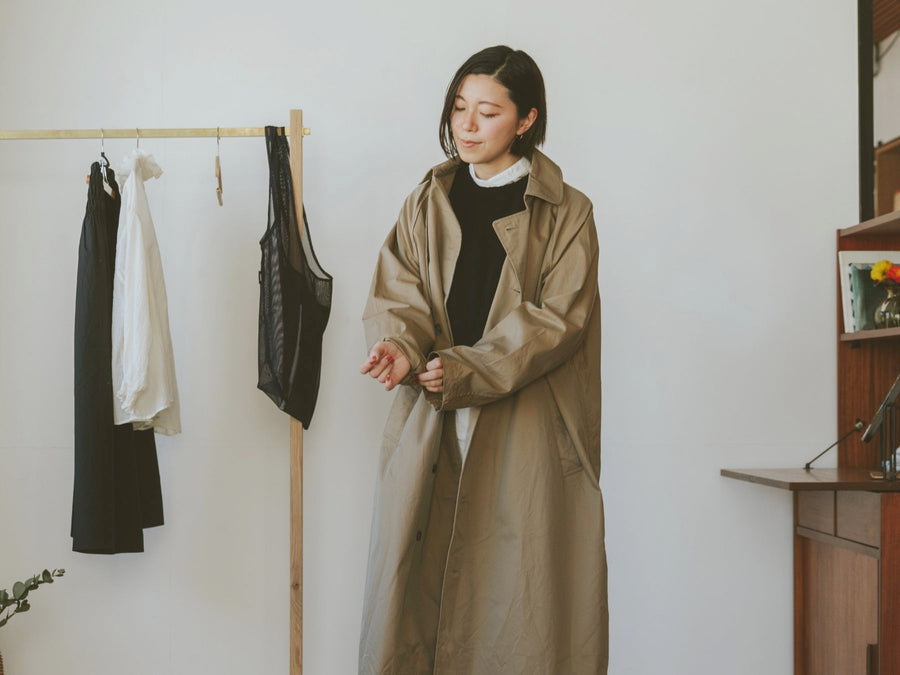 TISSU・HIGH DENSITY EFFORTLESS TRENCH／キャメル – Orné de Feuilles