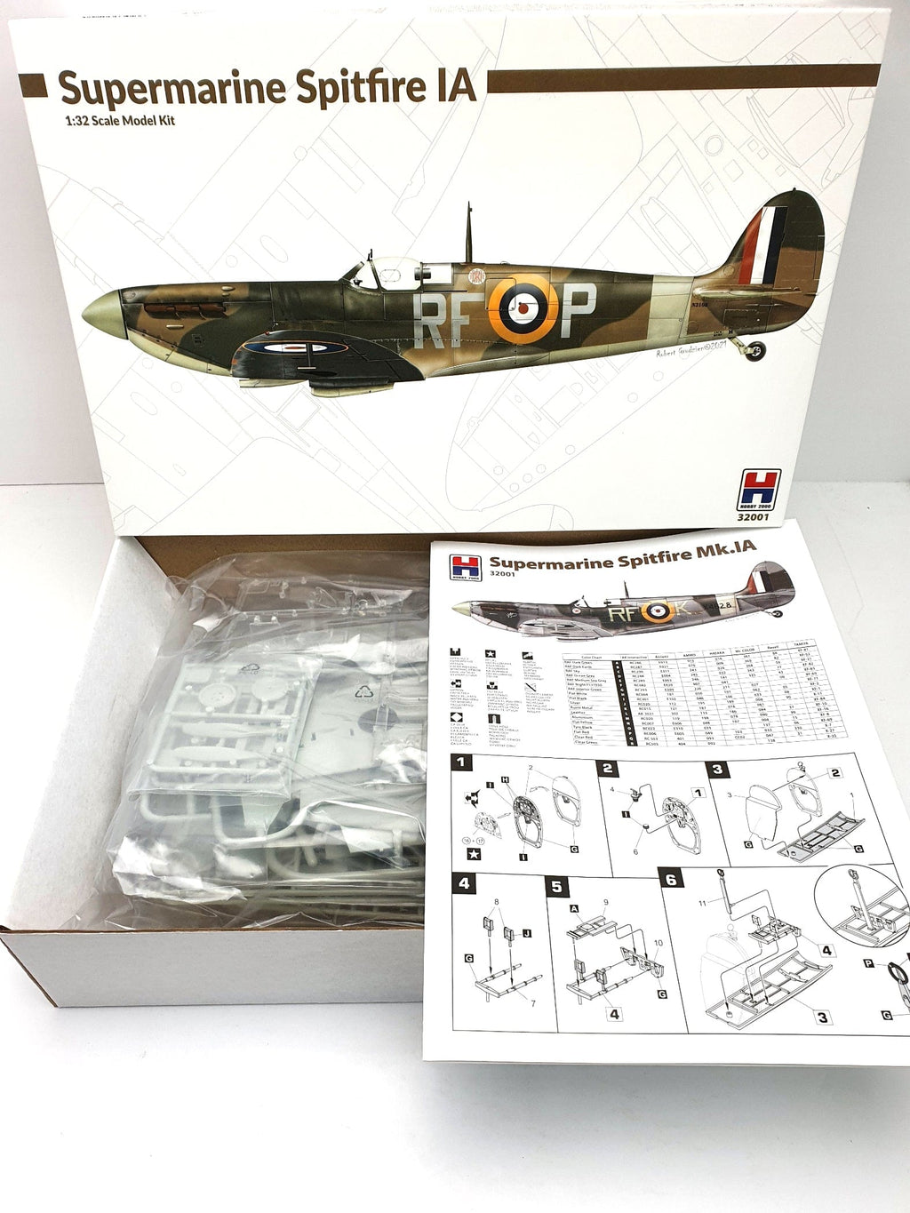 Hobby 2000 32001 Supermarine Spitfire Ia 1:32 Scale Model Kit