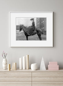Photo: Alice Lee Roosevelt Longworth, 1884-1980, On Horseback