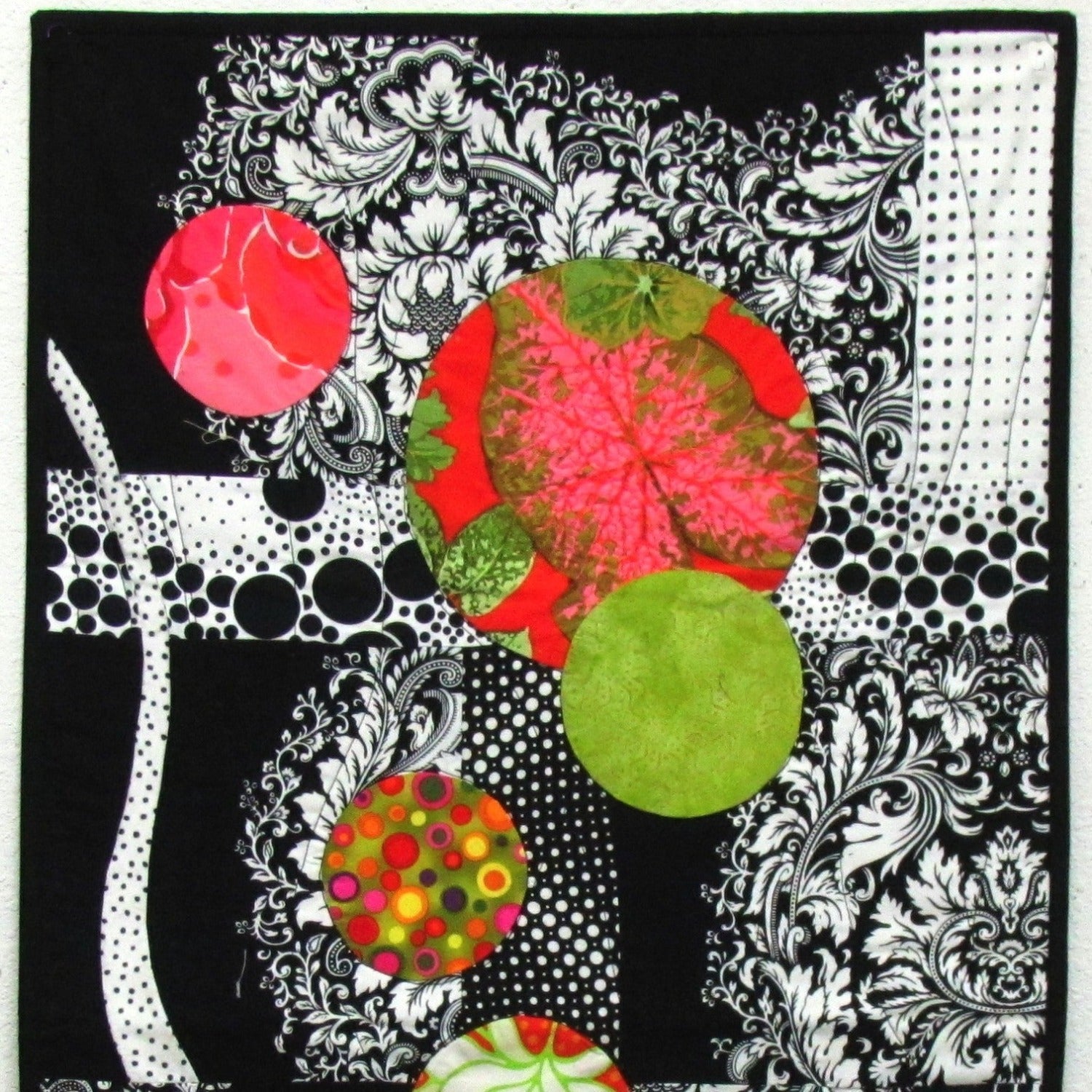 Piece Circles: Dot to Dot with June Jaeger on 10/25/2025