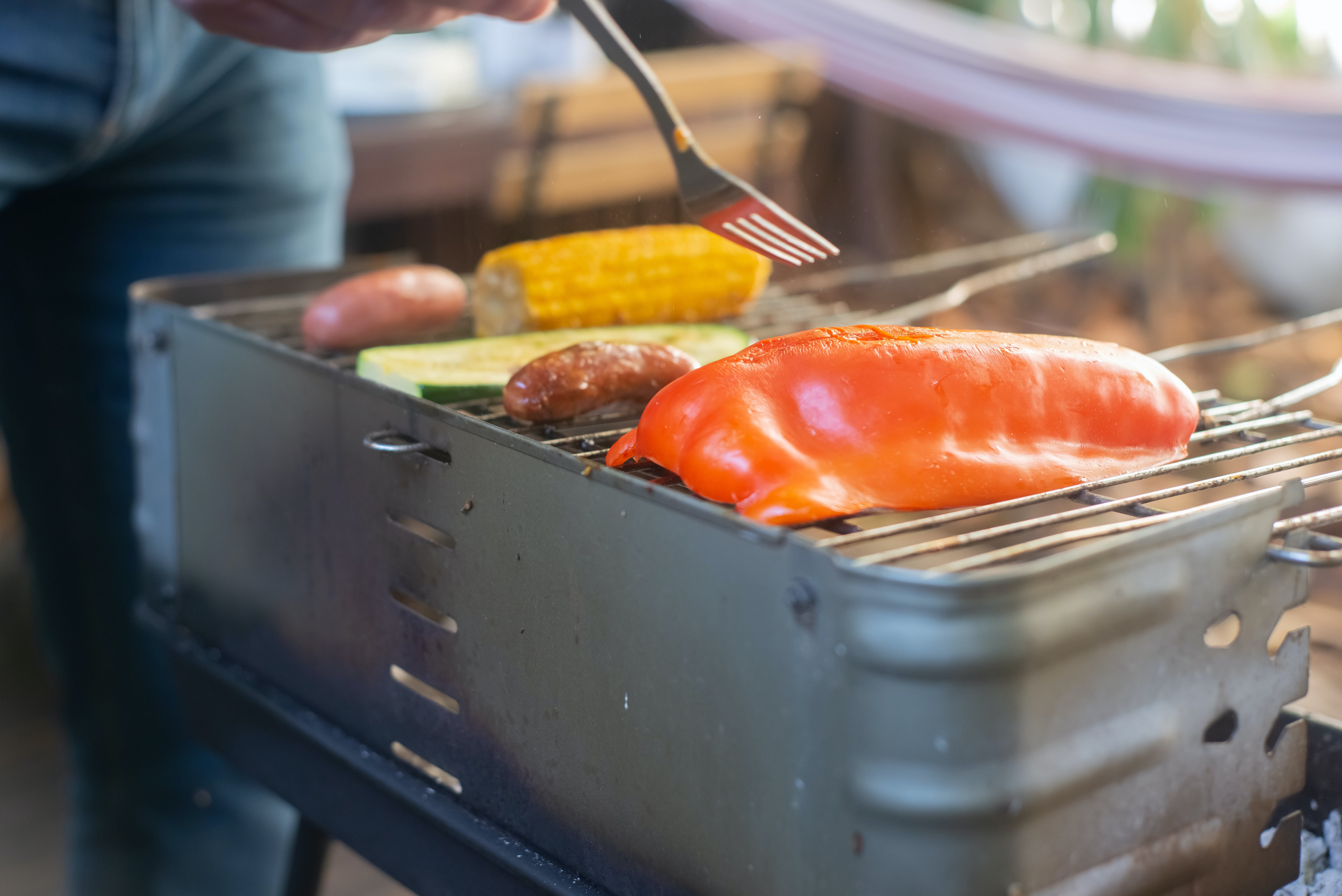 Grilled sausages and corn