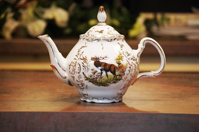 Porcelain teapot with the image of a deer