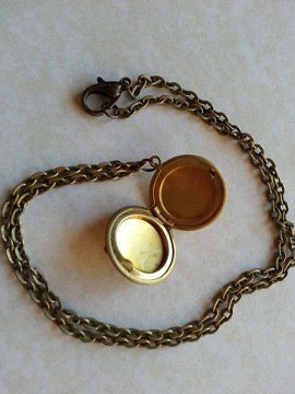 Pendant for a Photo on a chain