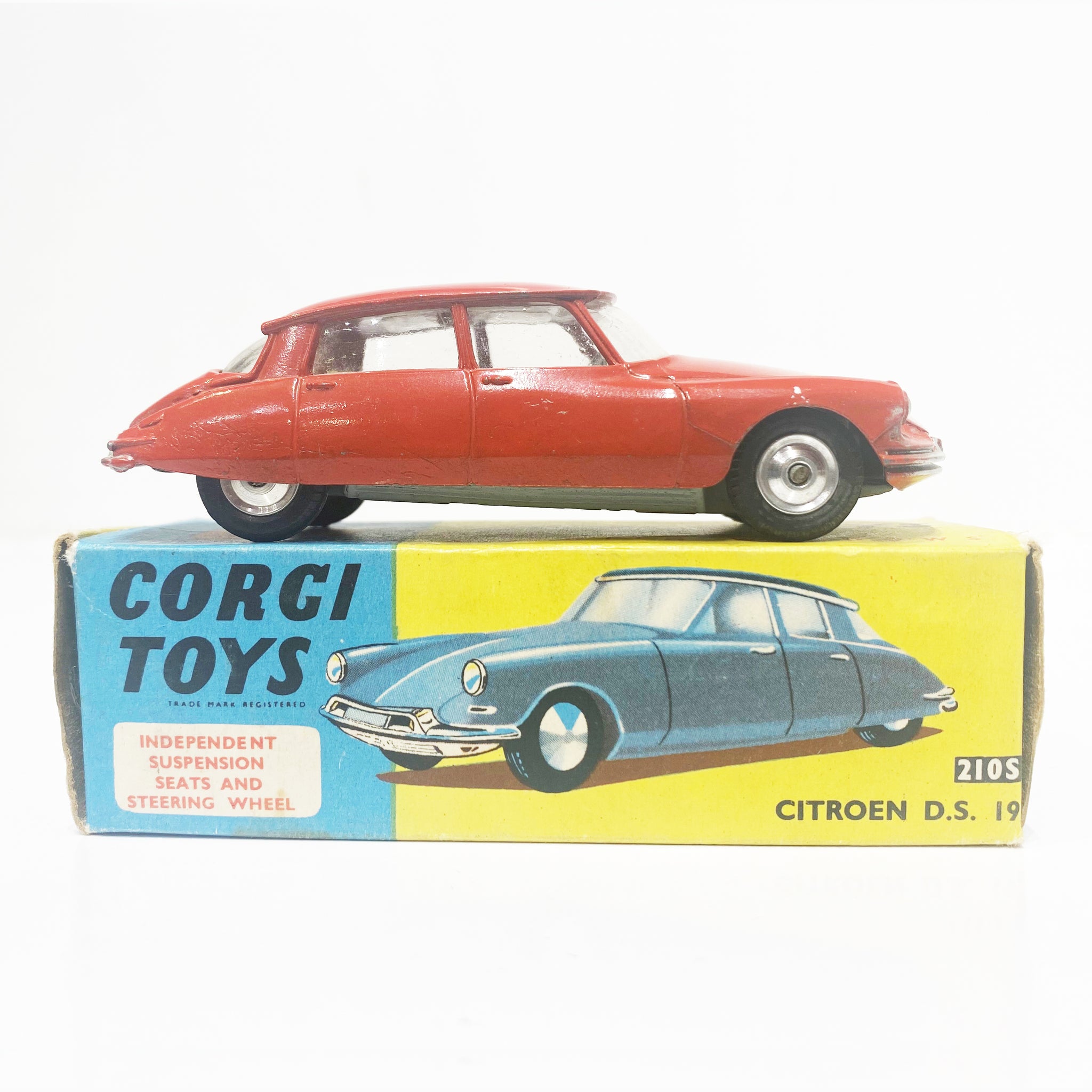 CORGI TOYS 210s Citroen DS19 コーギーミニカー ファッションの通販