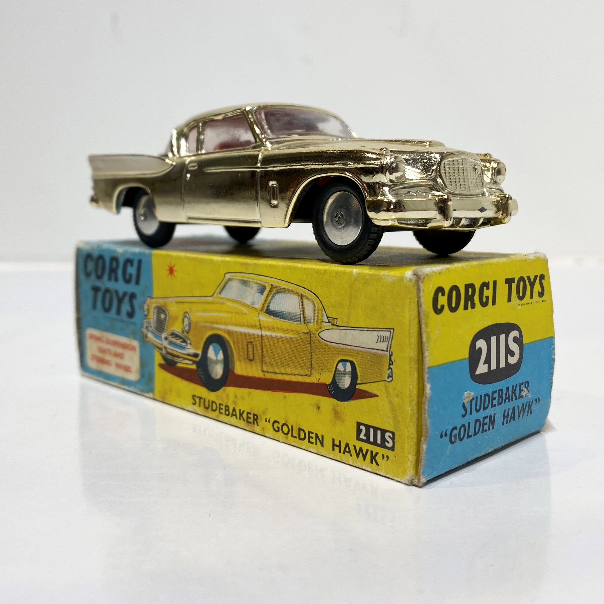 corgi toys studebaker golden hawk