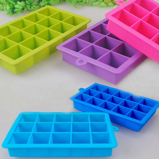 Mini Ice Cube Trays with Lid - Small Ice Cube Trays for Freezer,Ice Trays  for Freezer Silicone,Small Square Ice Cube Mold,Tiny Little Ice Cube Trays  for Iced Coffee,Baby Food,BPA Free,Easy to Remove 