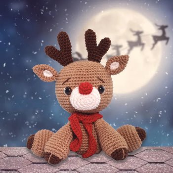 Holiday Deer Crochet Kit – Mary Maxim