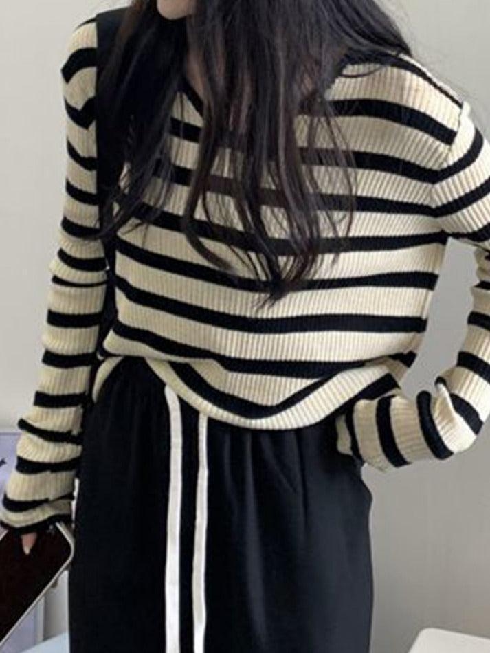 V Neck Stripe Long Sleeve Knit