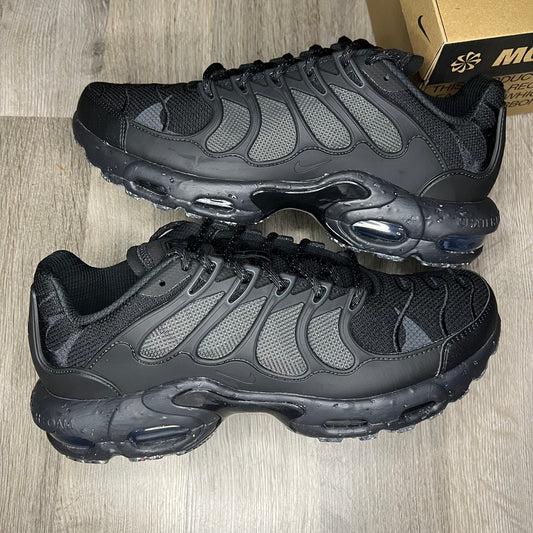 Nike Air Max Plus Utility Black Silver – RESTOCK3D