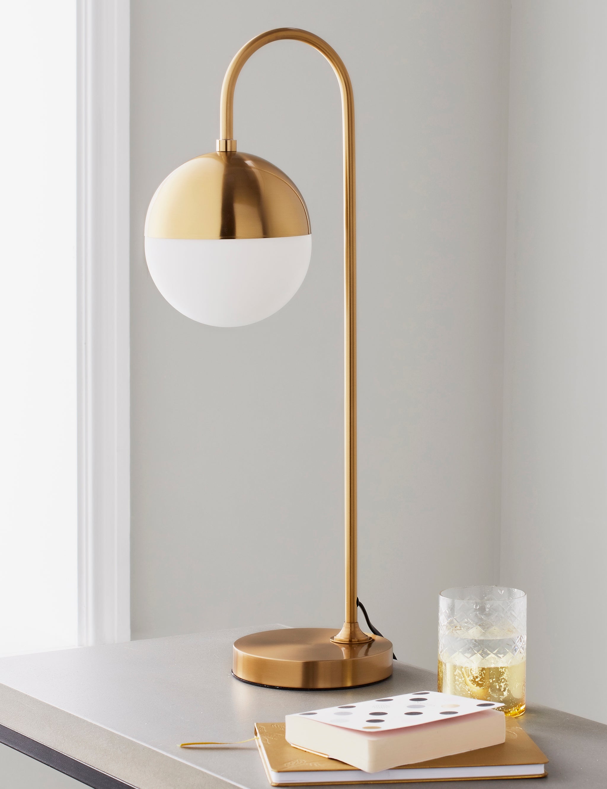 small globe table lamp