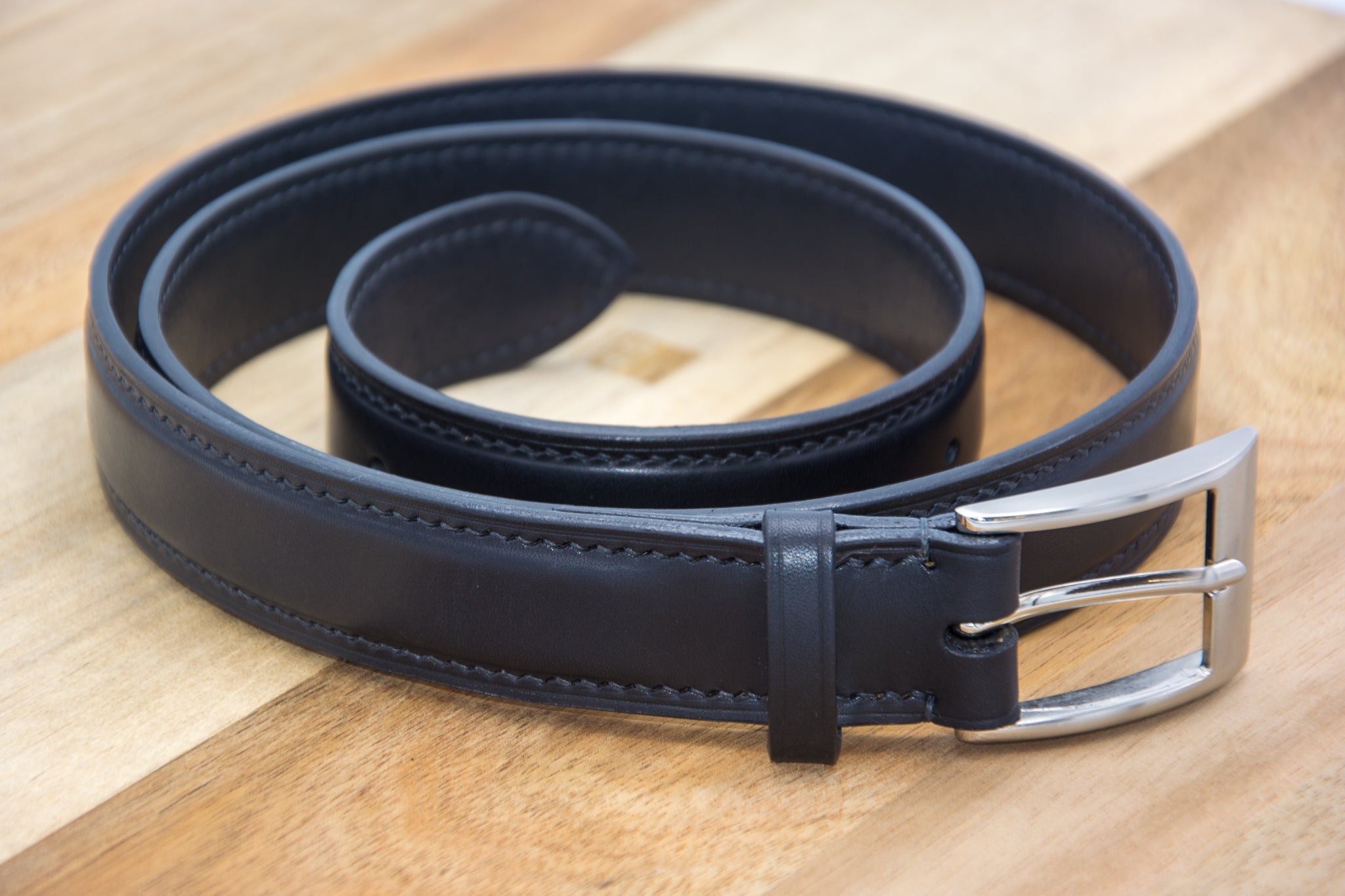 Niagara saddle leather belt made by Delmotte Leathercraft